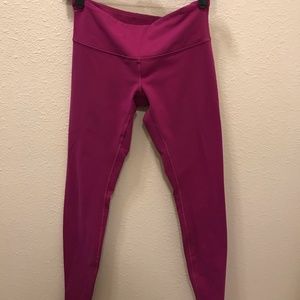Lululemon Wundernder Mid Rise Leggings